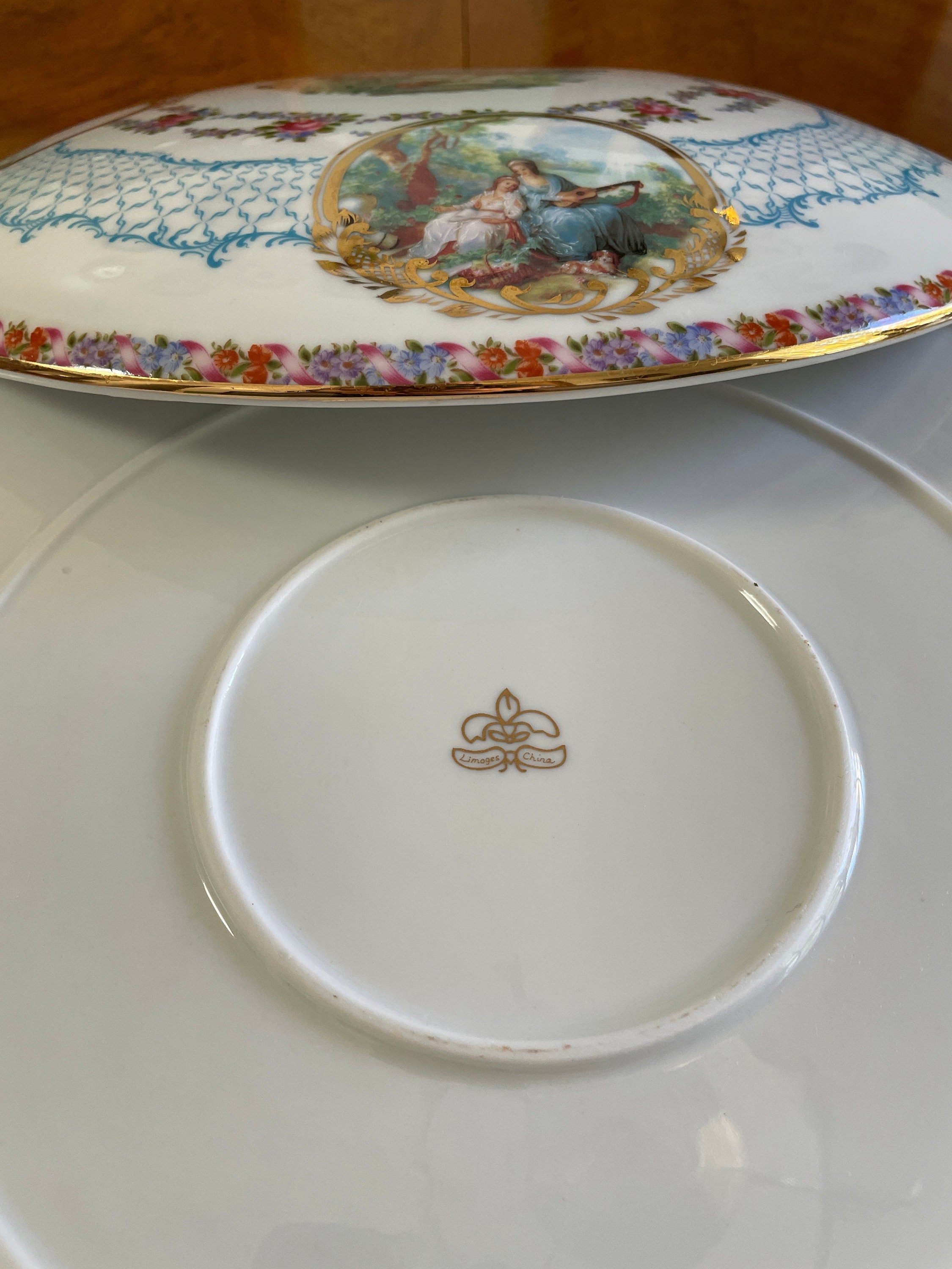 Vintage Amazing Limoges France Porcelain Dish with Lid  Gold Trim Round Cookie Bowl