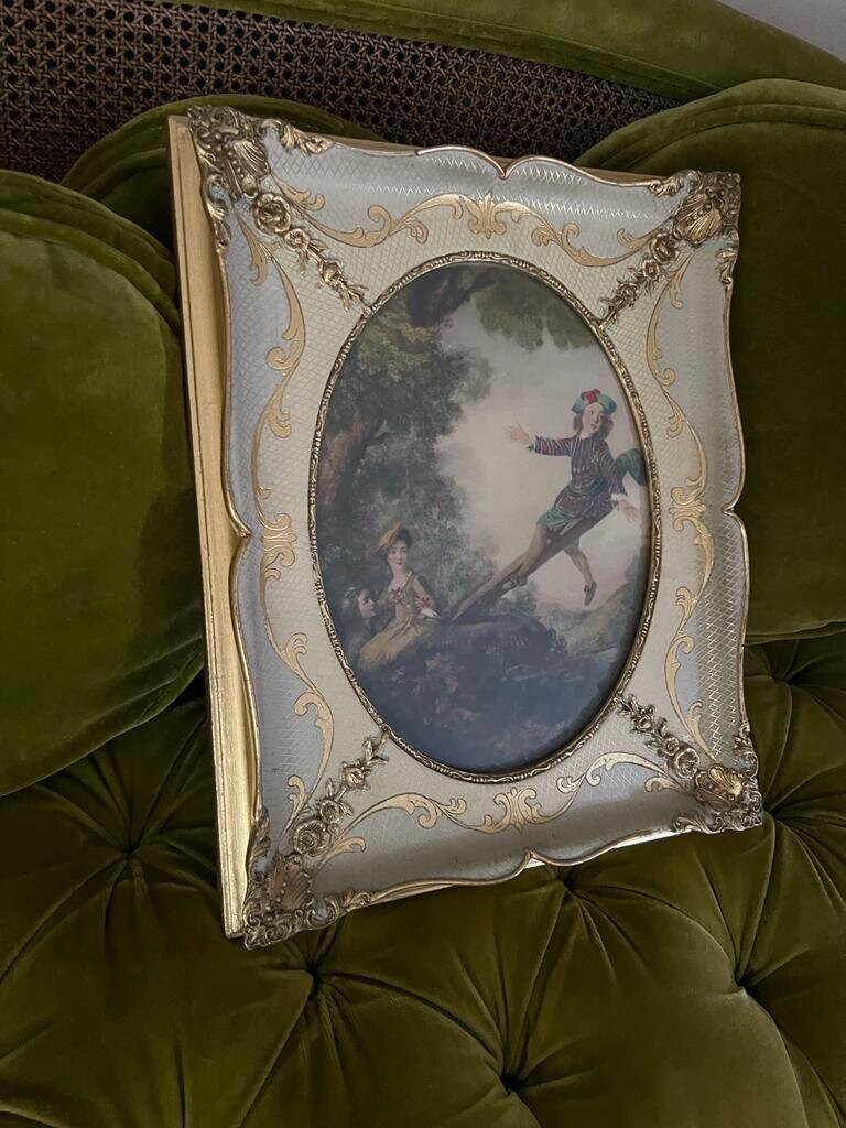 Antique Style Oval Wall Art Romantic Dancing Couple Print Gold Baroque Frame Victorian Vintage Decoration Painting Inspired Home Display