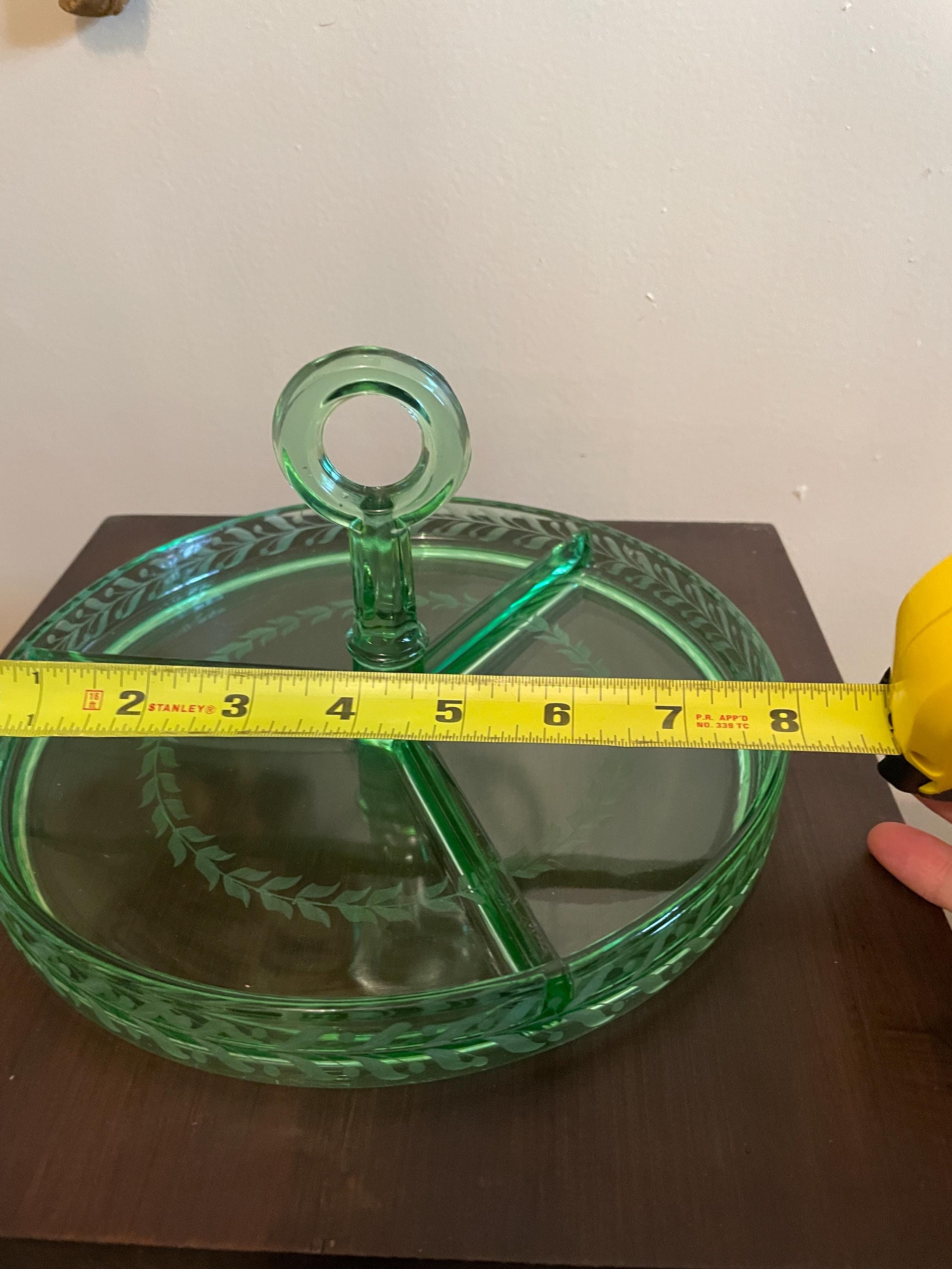 Vintage Green Glass Divided Serving Tray Elegant Round Centerpiece Handle Design Etched Laurel Pattern Entertaining Tableware Serving Dish