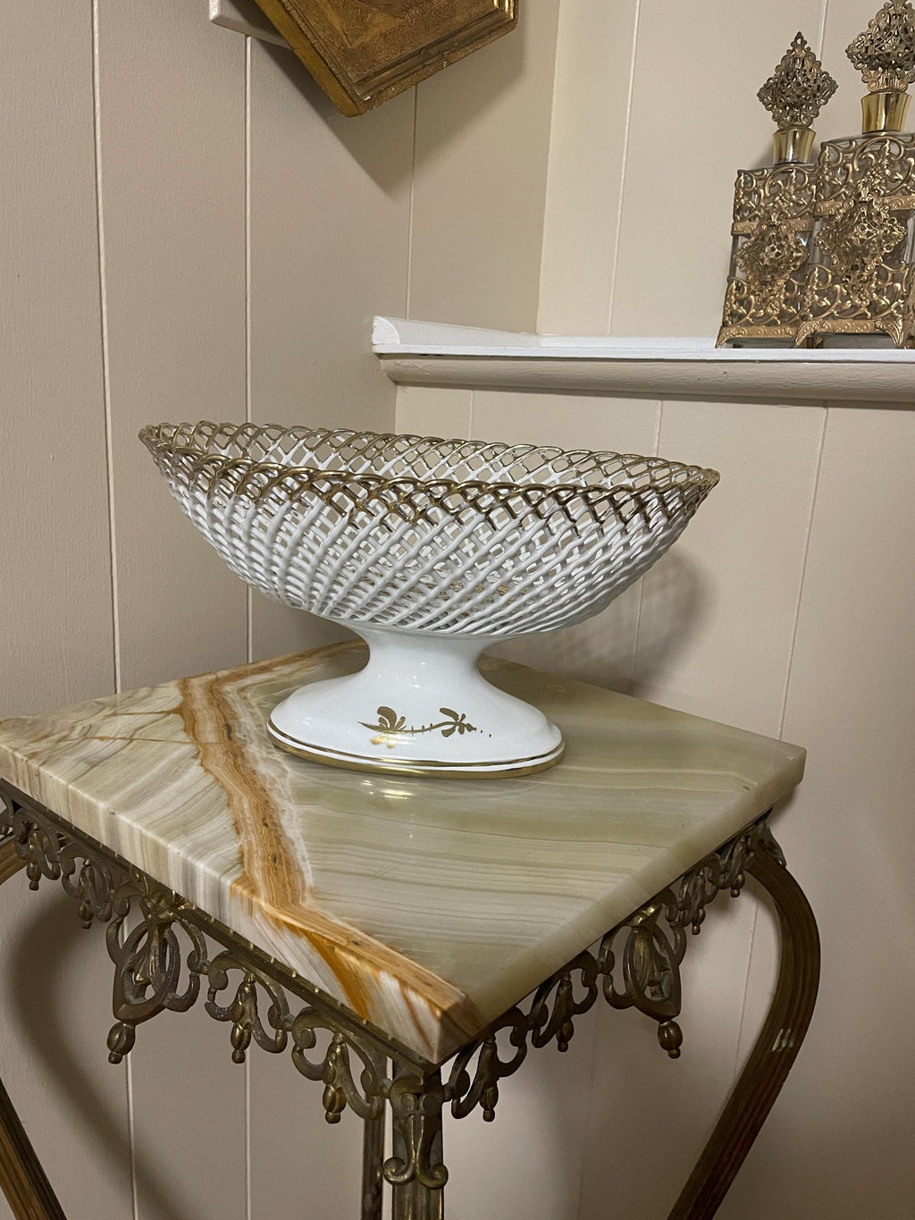 Vintage Porcelain Gold Hand Painted Italian Basket Tableware Serving Dish Fruit Dish Pedestal Bowl  with Gold Accent Vintage Centerpiece
