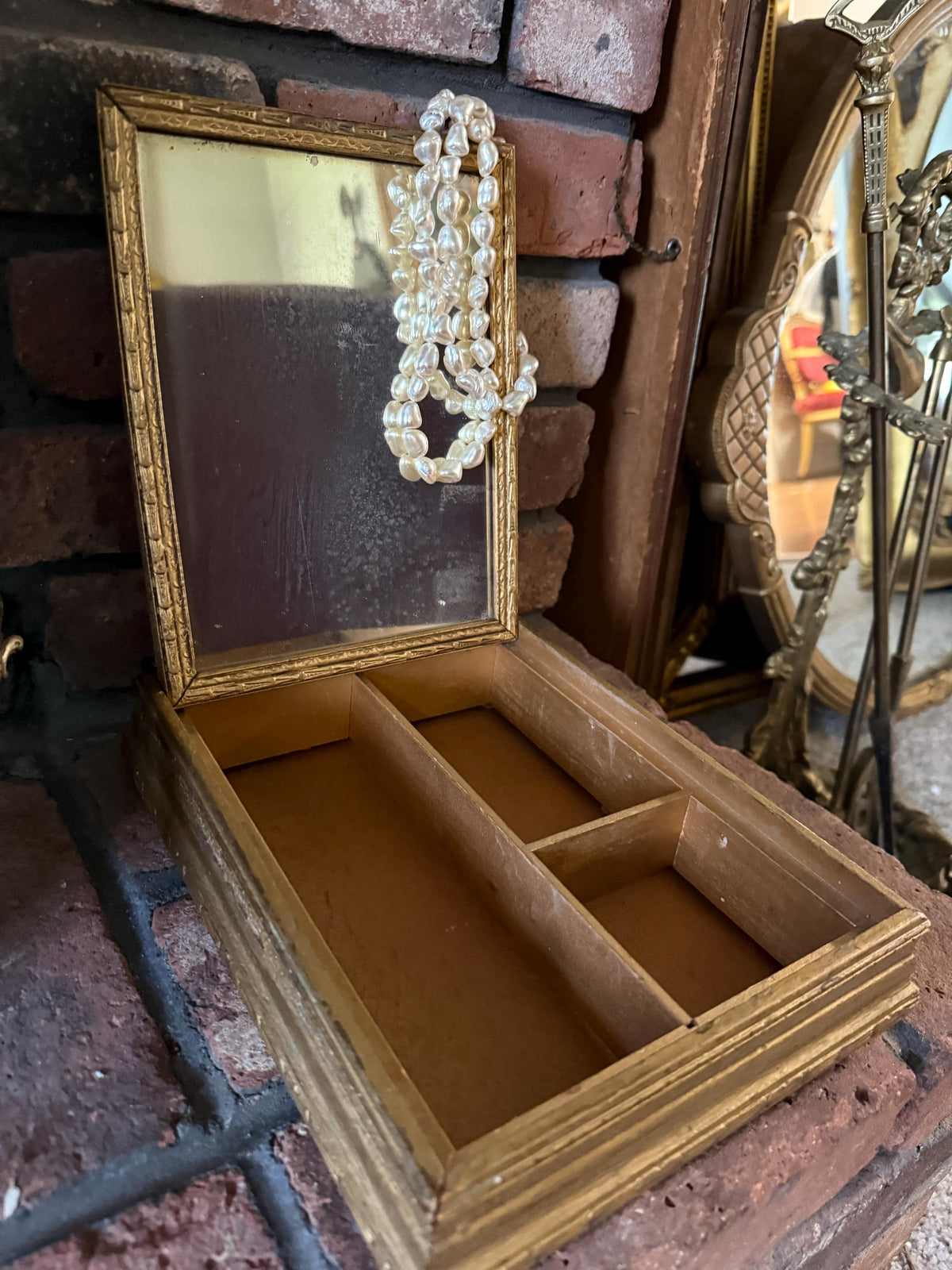 Vintage Italian Florentine Gold Gilt Jewelry Box with Mirror and Romantic Rococo Courting Scene – Made in Italy Trinket Storage Keepsake Box