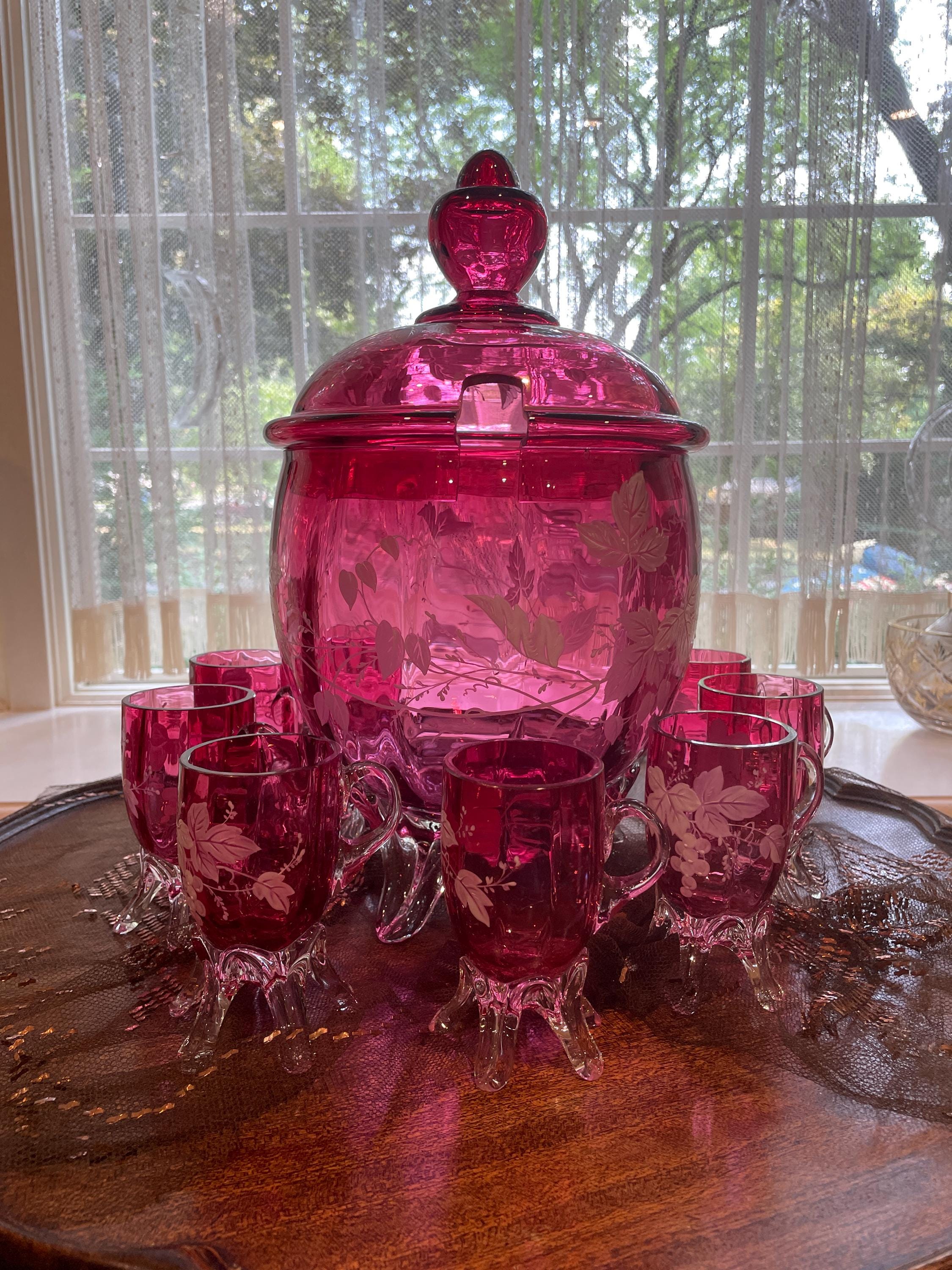 Vintage Ruby Red Glass Punch Bowl Set Etched Grape Leaf Crystal Mugs Footed Cups Mid Century Barware Holiday Party Table Decoration Elegant