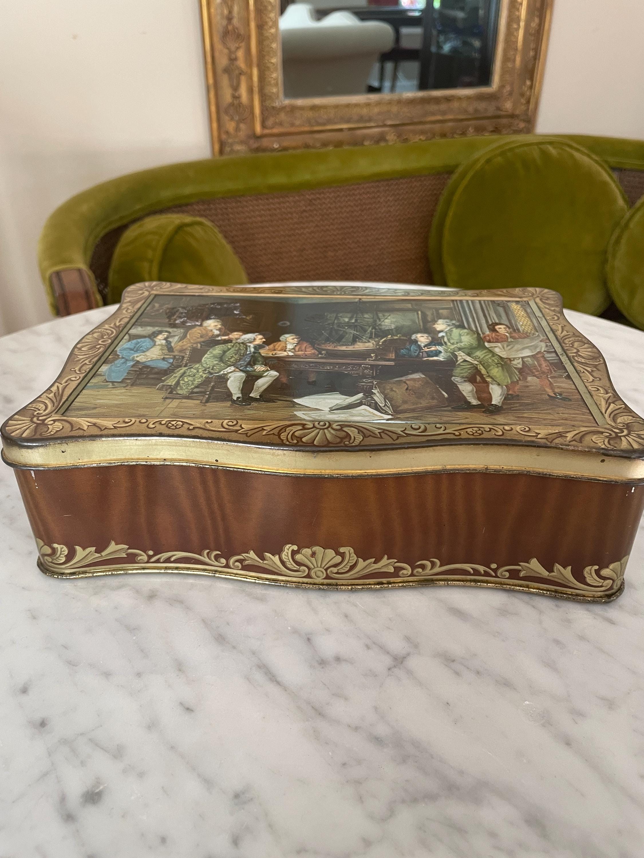 Vintage Patria Biscuit Tin Decorative Metal Box Dutch Scene Collectible Storage Container Gold Interior Baroque Design European Style