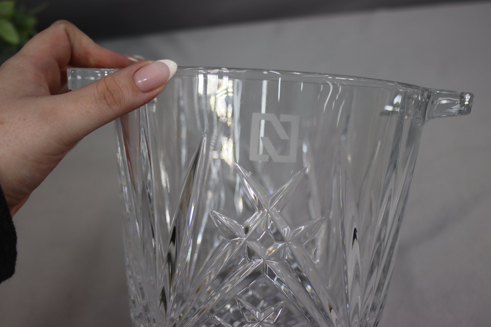 Vintage Cut Crystal Ice Bucket Elegant Starburst Design Heavy Clear Glass Handles Barware Centerpiece Gift Idea Display Timeless Charm