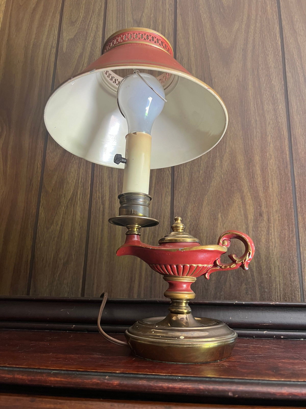 Vintage Aladdin Style Genie Lamp Table Light Unique Red Brass Metal Shade Accent Lighting Magic Oil Lamp Shape Mid Century Decor Gift Idea