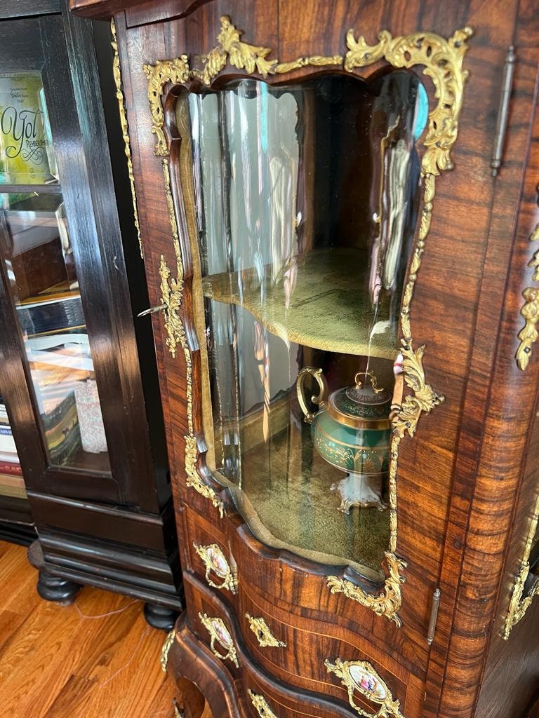19th Century French Rosewood & Marquetry Louis XV Style Bombe Vitrine Bronze Ormolu Curio Cabinet Hand Painted Porcelain Plaques Home Decor
