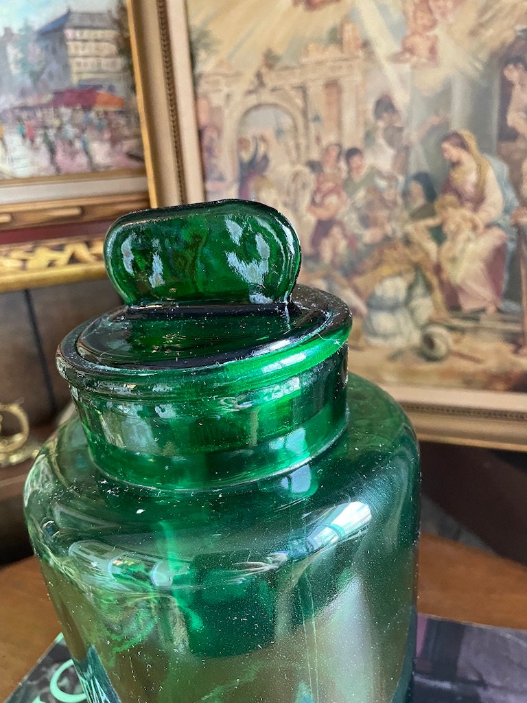 Antique Green Glass Water Bottle With Lid.10"5"
