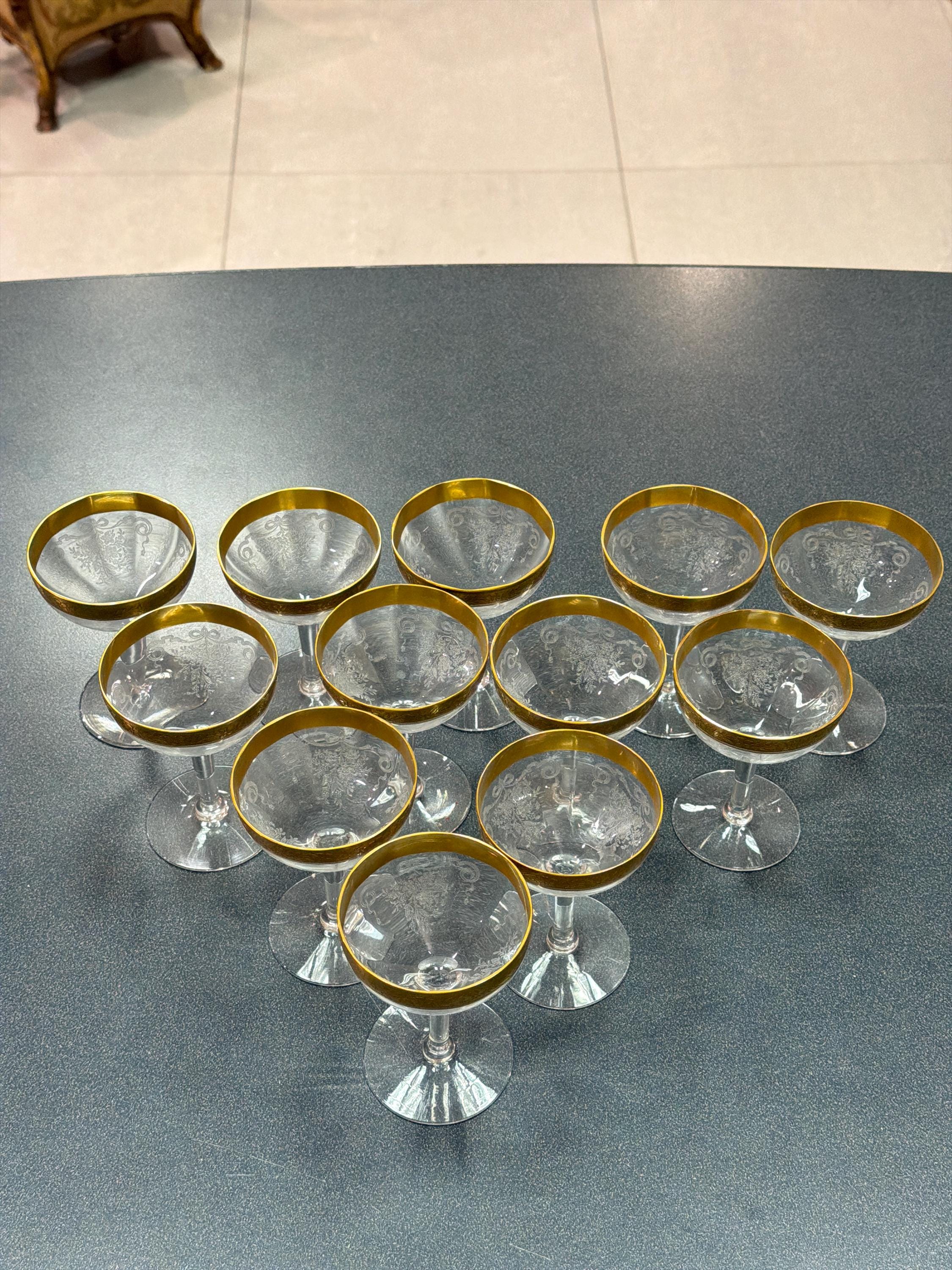 Vintage Gold Rim Etched Floral Champagne Coupe Glasses (Set of 12)