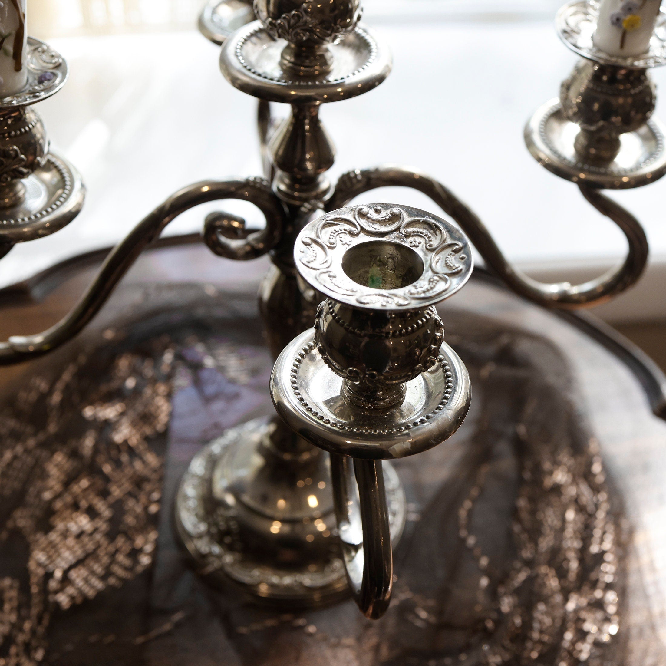 Vintage Ornate Silver Candelabra Five Arm Rococo Style Table Centerpiece Candle Holder Elegant Classic Home Decoration Baroque Charm Antique
