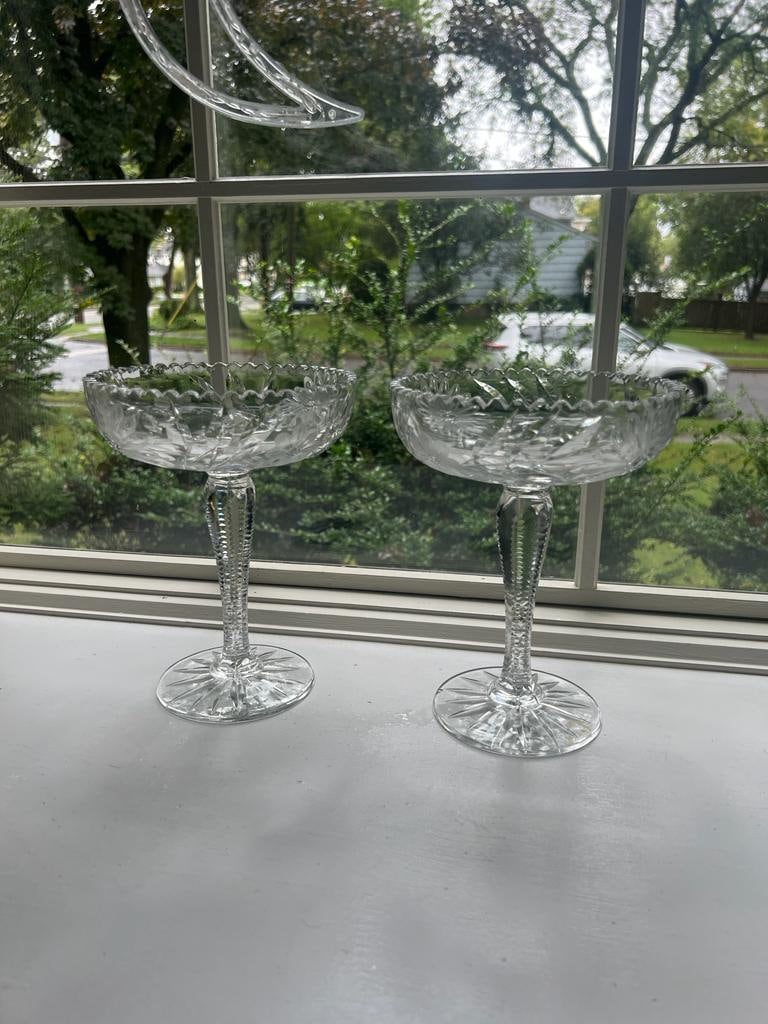 Vintage Crystal Glass Compote Set Floral Patterned Clear Dessert Goblets Elegant Stemmed Bowls Home Display Wedding Table Accents Retro