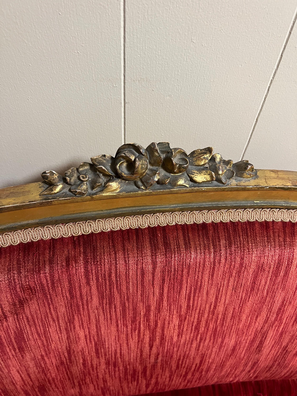 Antique French Louis XVI style Wooden Red Velvet Settee Sofa Antique French Gilded Hand-Carved Wood  Gold Gilt Elegant Furniture Loveseat