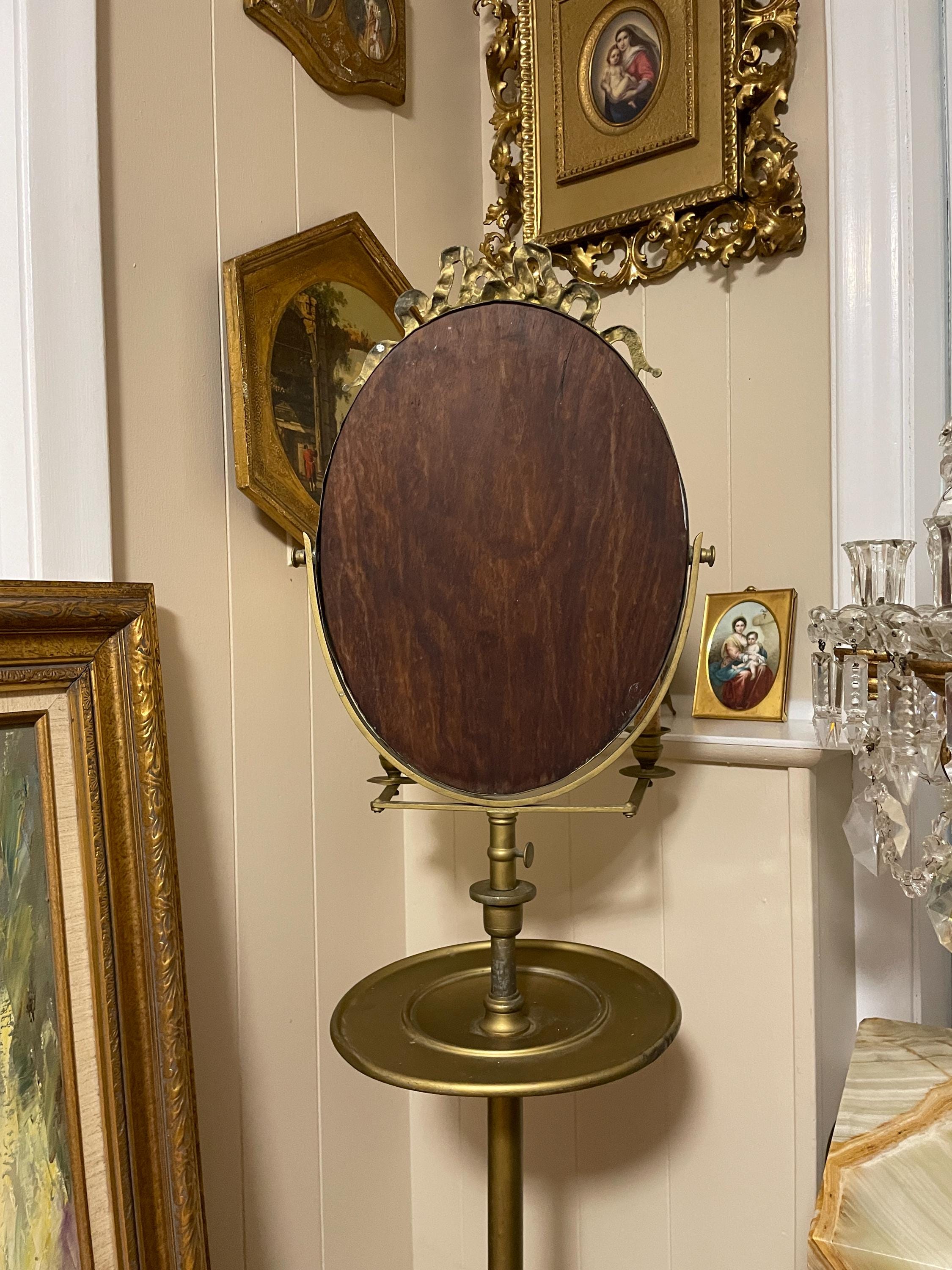 Antique Brass Standing Vanity Mirror Electric Candelabra Floor Lamp Victorian Boudoir Light Fixture Oval Mirror Candle Holder Light Decor