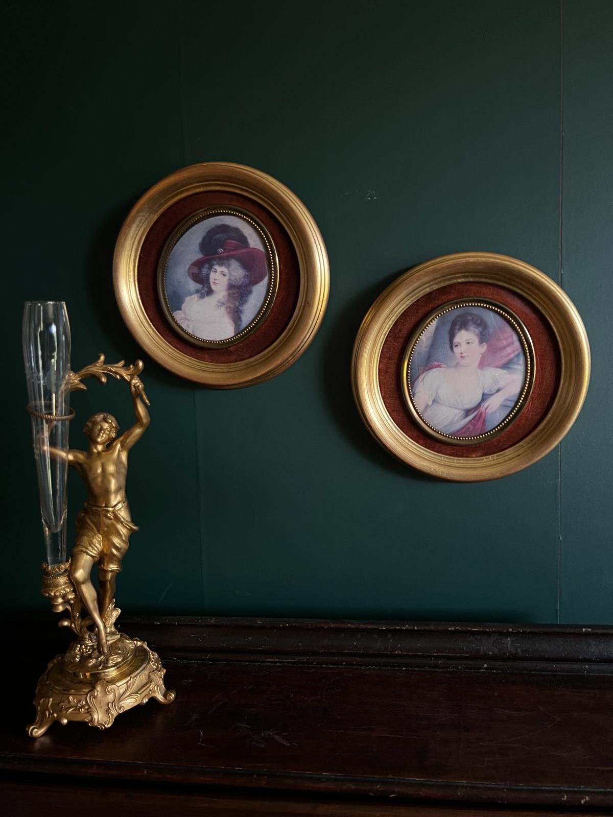 Pair Of Framed Miniature Portraits Gold Round Frame Romantic Women Wall Art Antique Style Velvet Backing Classical Interior Decoration