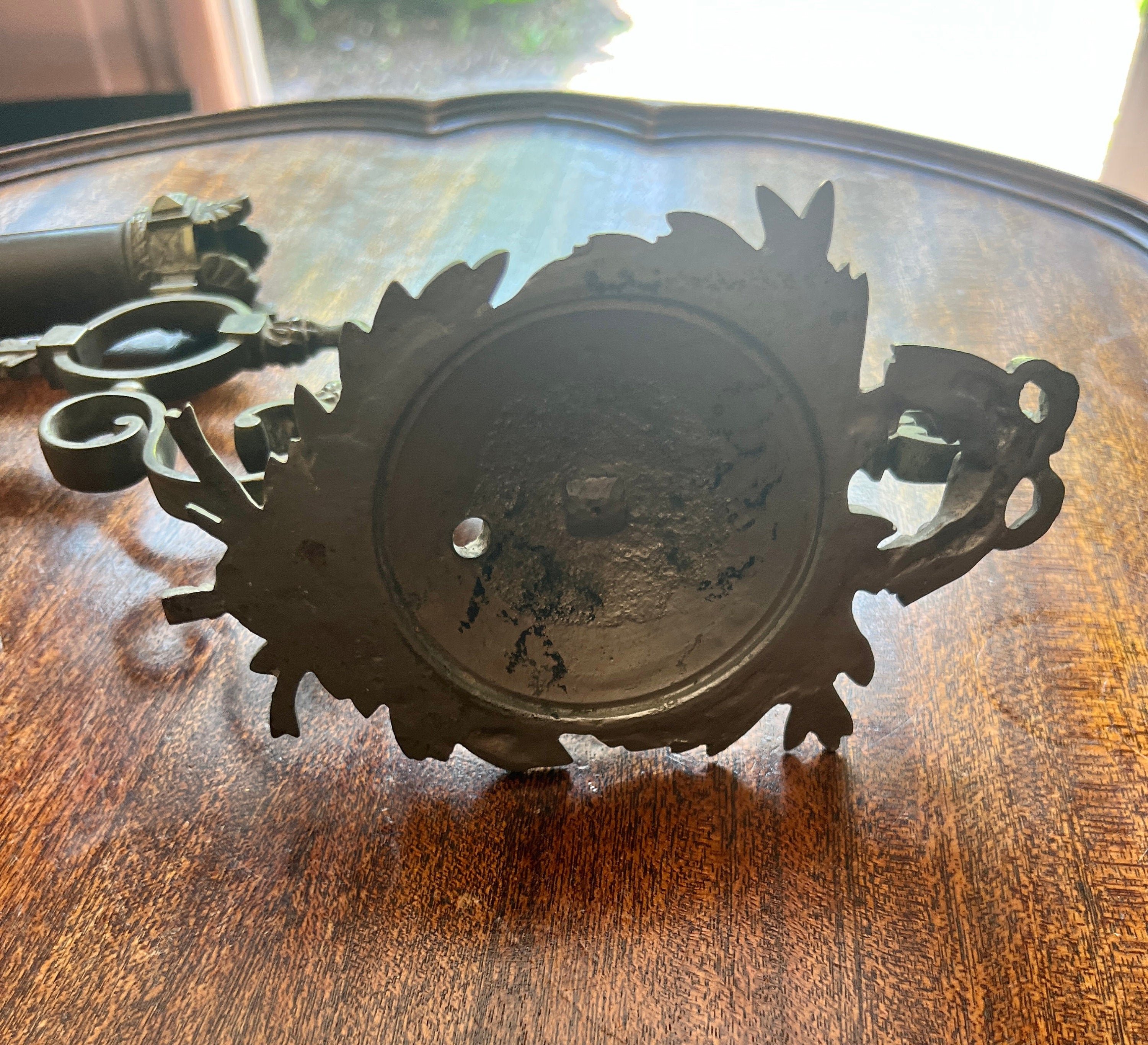 Antique Brass Wall Candle Holder Gothic Lion Sconce Medieval Lighting Fixture French Chateau Decoration Dragon Arm Candlelight Unique Rare