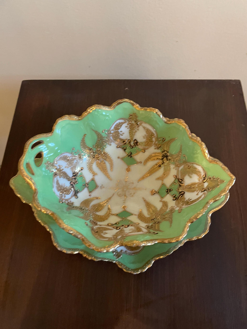 Antique Green Gold Porcelain Bowl Set Hand Painted Scalloped Edge Plates Mid-Century Serving Dish Tableware Sauce Serving Bowl Home Decor