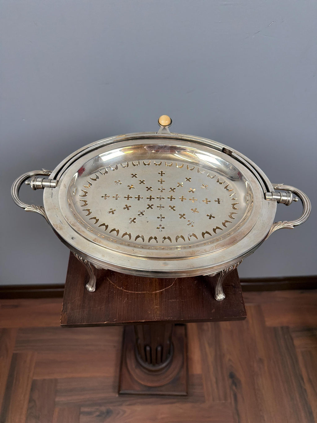 Vintage Silver Plated Chafing Dish, Ornate Baroque Serving Warmer with Lid