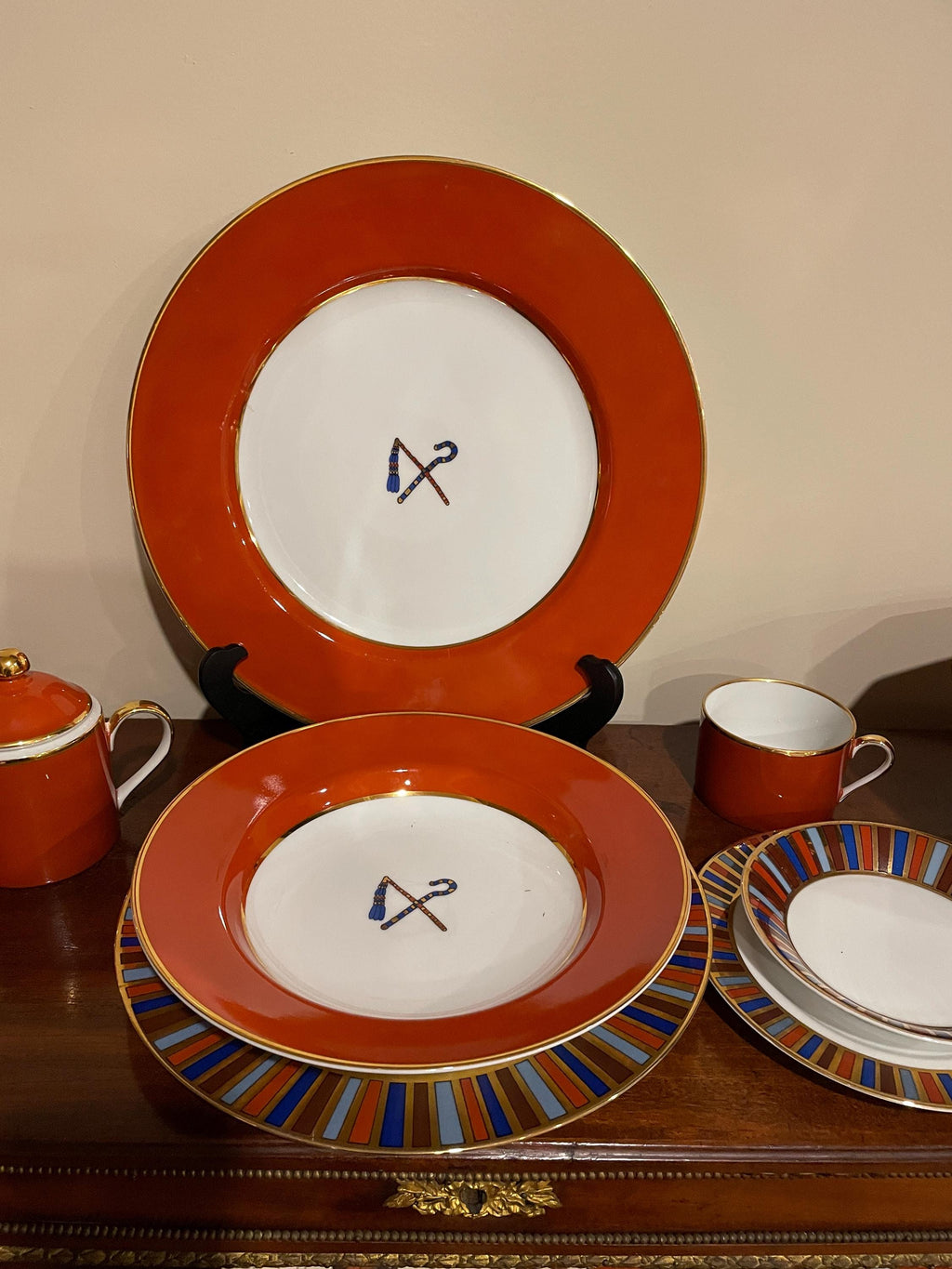 Vintage Ramses Fitz Floyd Porcelain Dinnerware Set Service For 8 Elegant Dinner Plates Platter Cups Saucers Teapot Creamer Gold Red Blue Set