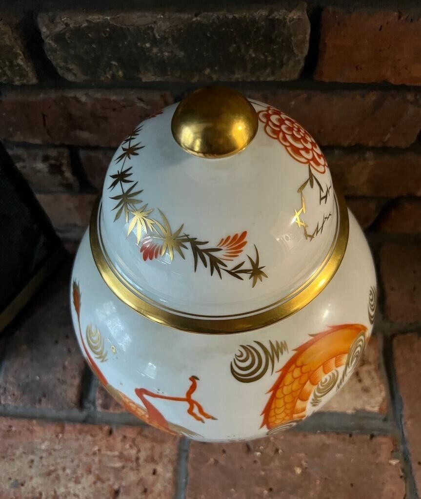 Vintage Asian Dragon Motif Porcelain Ginger Jar Lidded Decorative Oriental Ceramic Home Decoration Red Gold Chinese Style Collectible Art