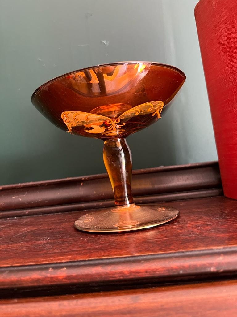 Bohemian Amber Glass Compote Dish Hand Painted Floral Enamel Pedestal Bowl Vintage Art Home Decoration Elegant Tableware Collector Display
