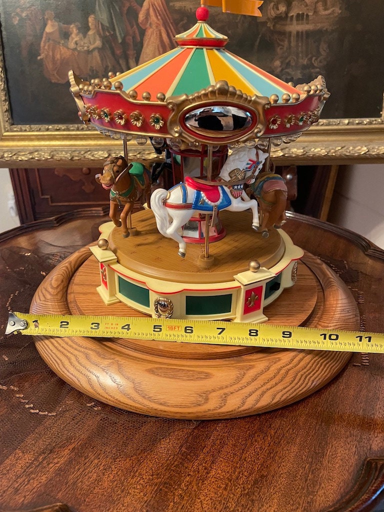 Mr.Christmas Holiday Mary GO Around Collectible Village Square Carousel 11"9"