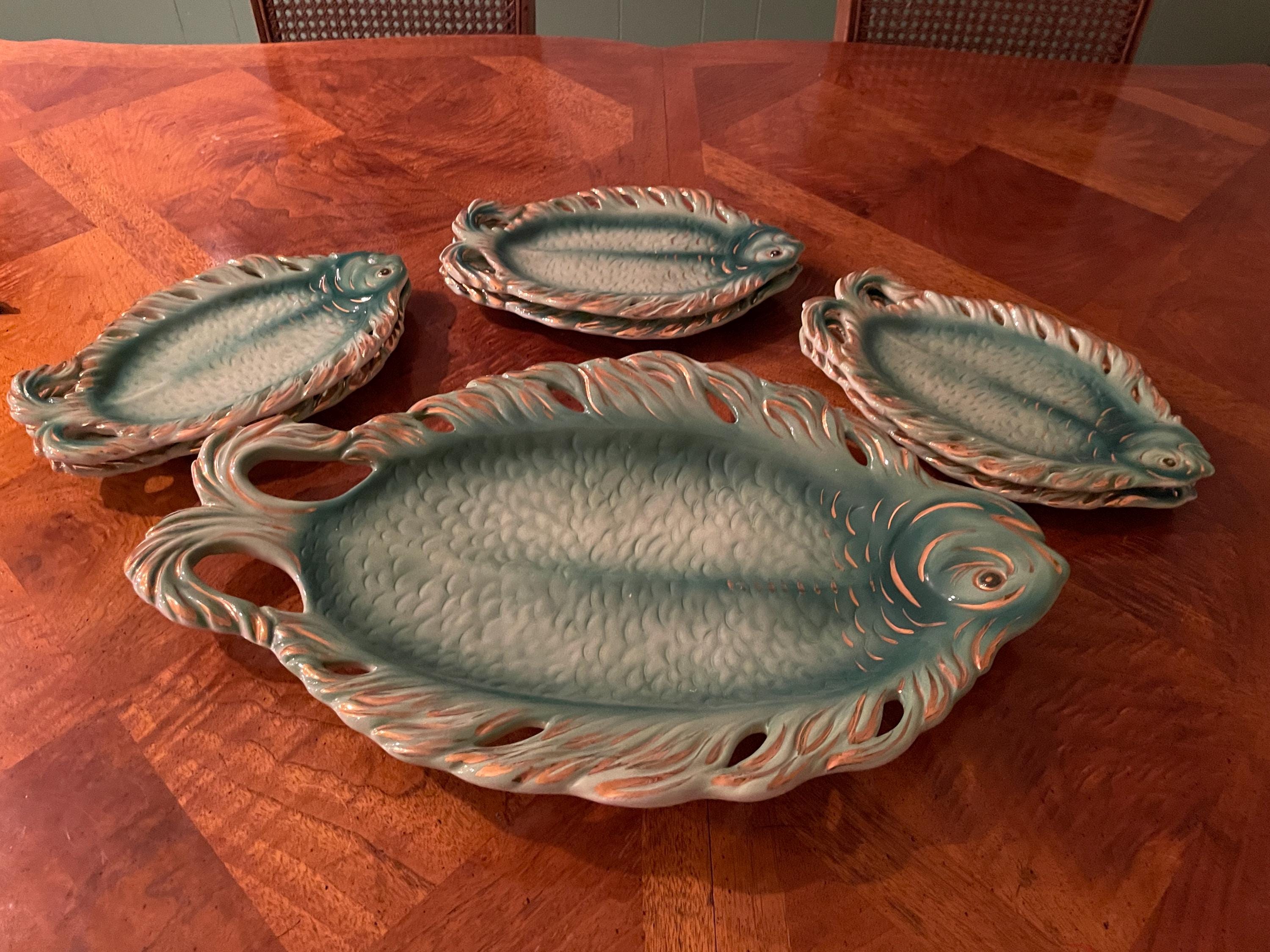 Vintage Green Fish Shaped Ceramic Serving Platter Set Hand Painted Green Gold Coastal Tableware Mid Century Collectible Dining Home Decor