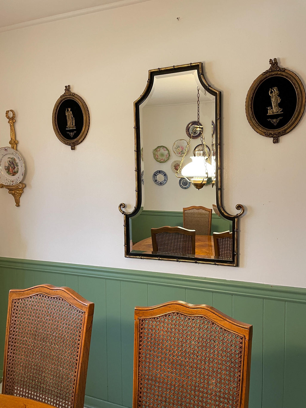 Pair of Horchow Black & Gold Metal Bamboo Design Chinoiserie Wall Hanging Home Decoration Beveled Mirrors Luxurious Home Decoration Mirror