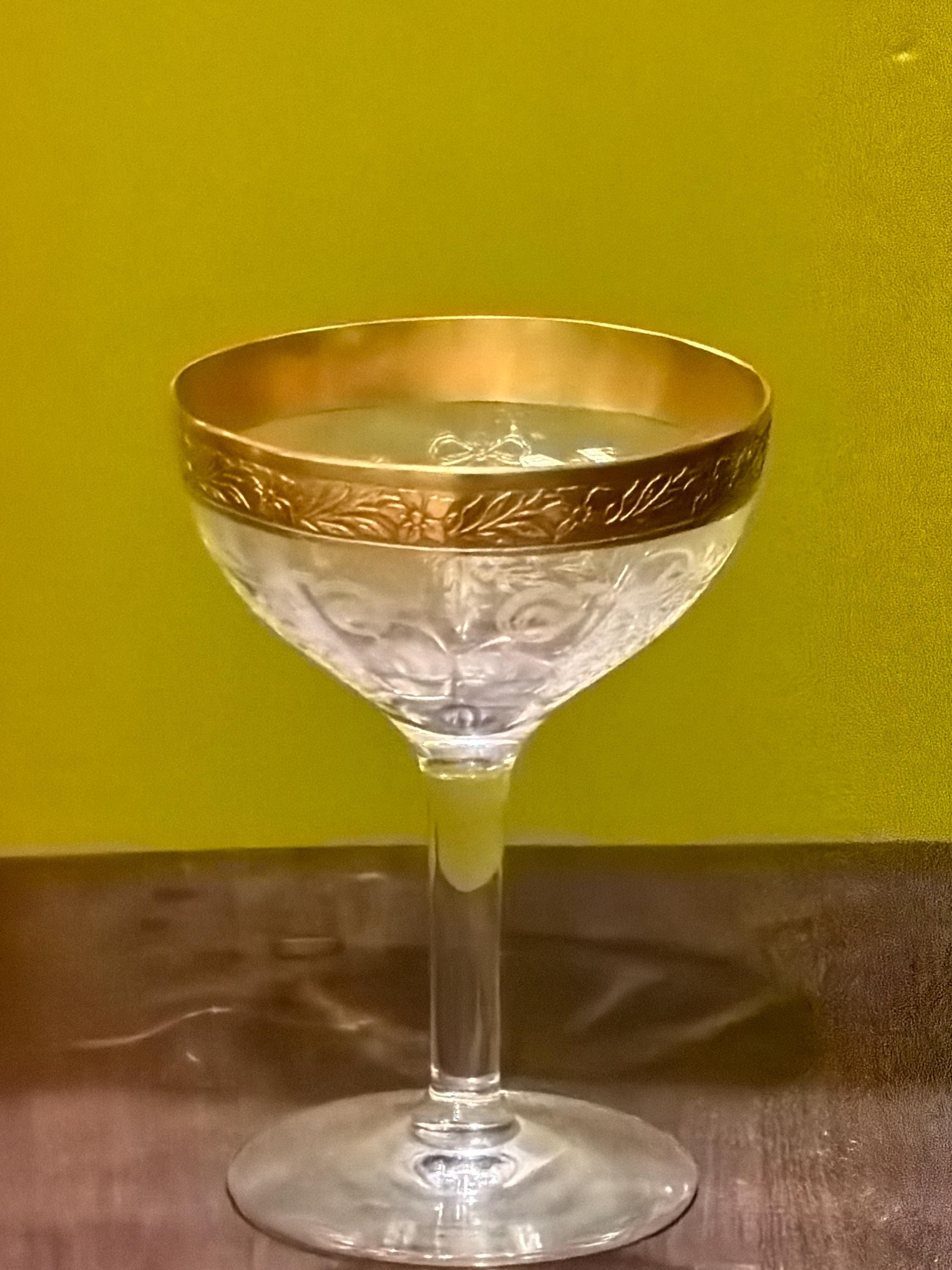 Vintage Gold Rim Etched Floral Champagne Coupe Glasses (Set of 12)