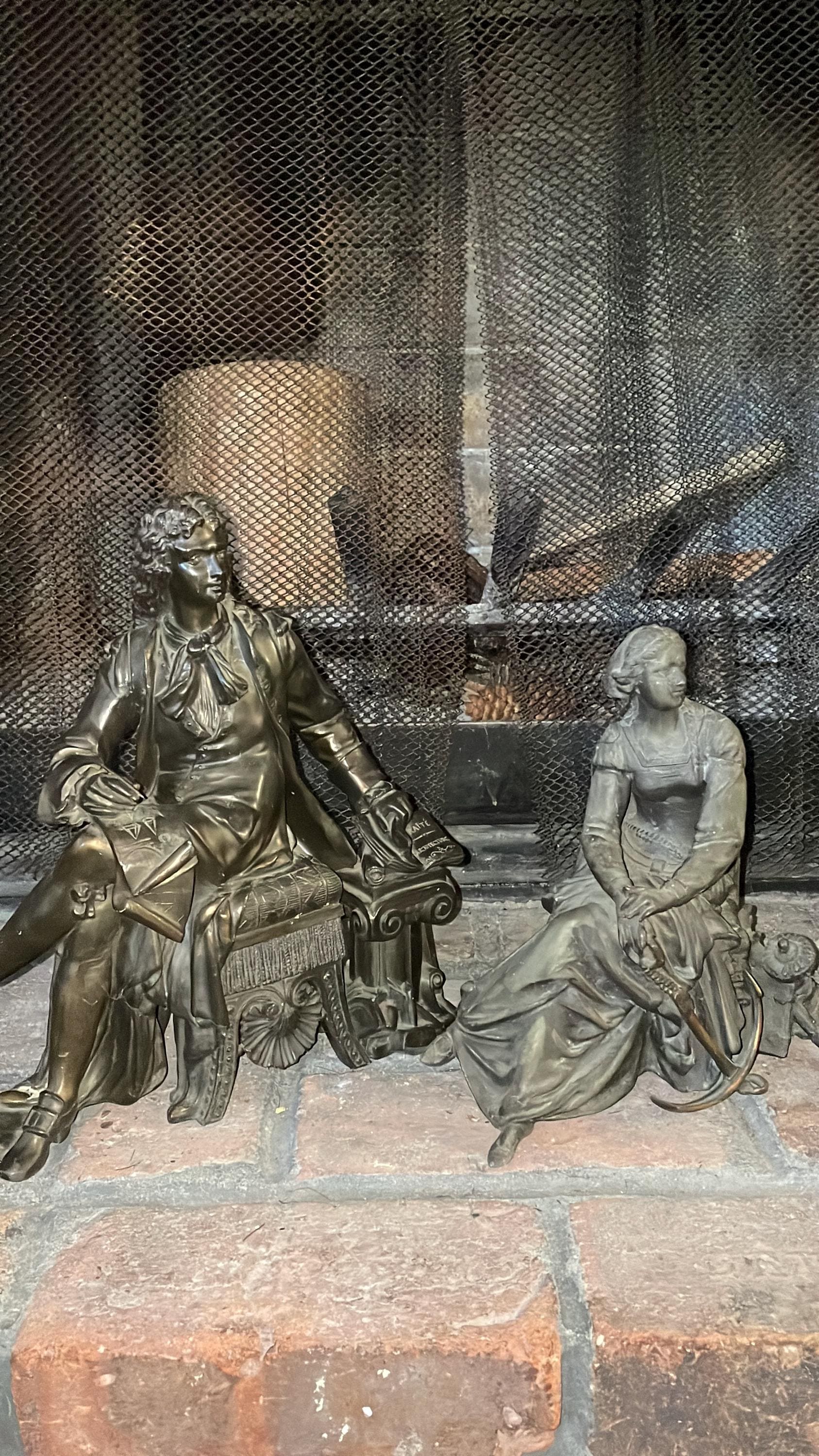 Antique Bronze Figurines Pair of Romantic Style Man and Woman Sculptures Victorian Neoclassical Home Decor Collectible Mantel Ornaments Art