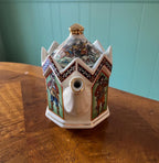 Vintage Porcelain Sadler Collectible  Teapot.Queen Elizabeth And Duke Of Wellington.