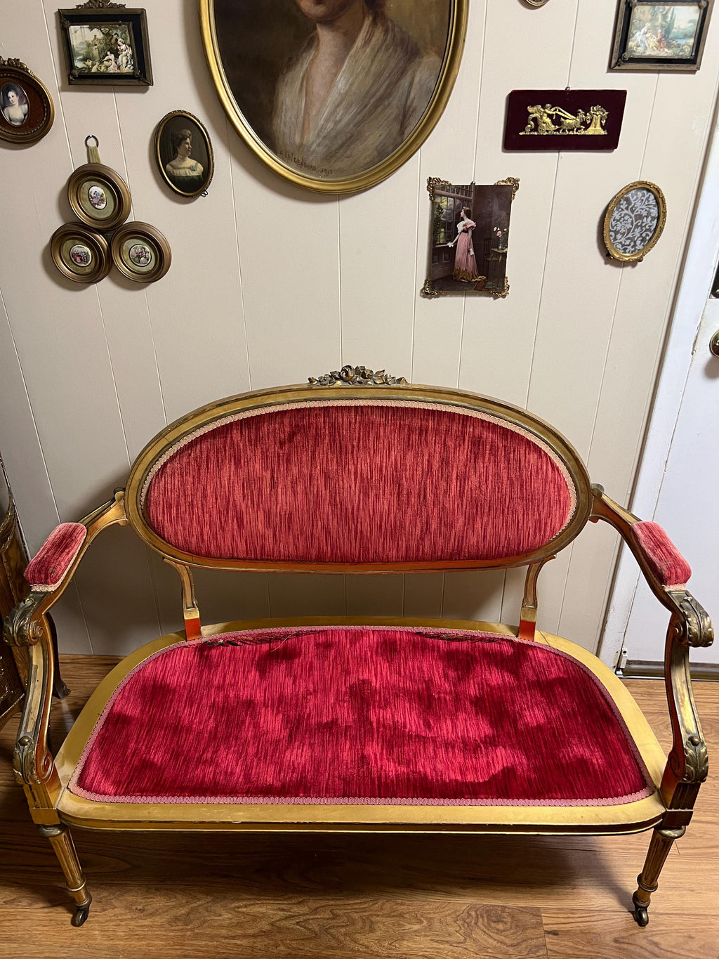 Antique French Louis XVI style Wooden Red Velvet Settee Sofa Antique French Gilded Hand-Carved Wood  Gold Gilt Elegant Furniture Loveseat