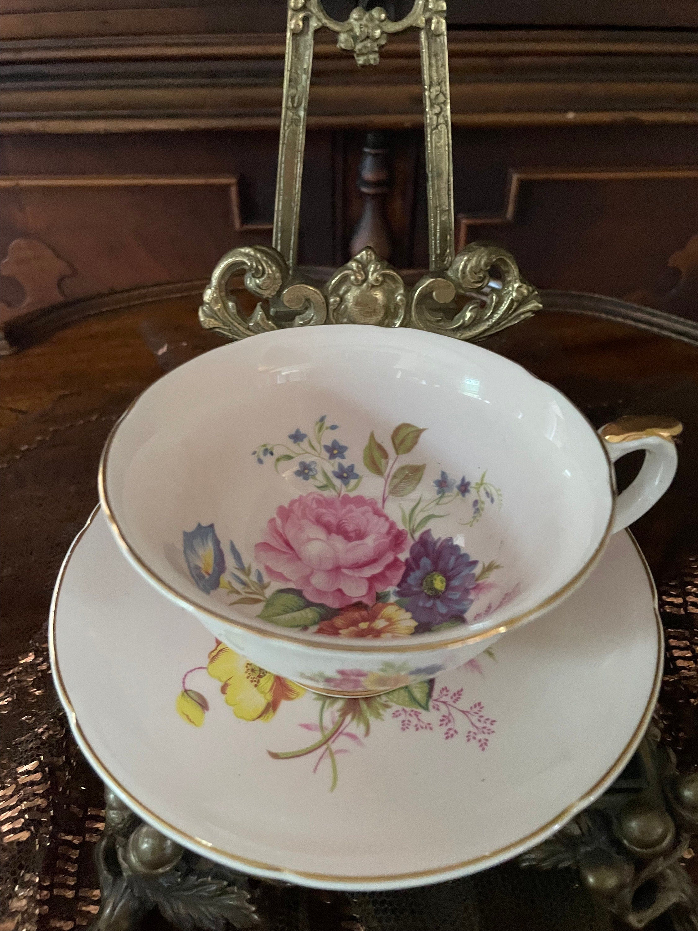 Vintage Royal Grafton Fine Bone China Teacup Saucer Set Pink Floral Gold Trim English Porcelain Afternoon Tea Display Collectible Elegant