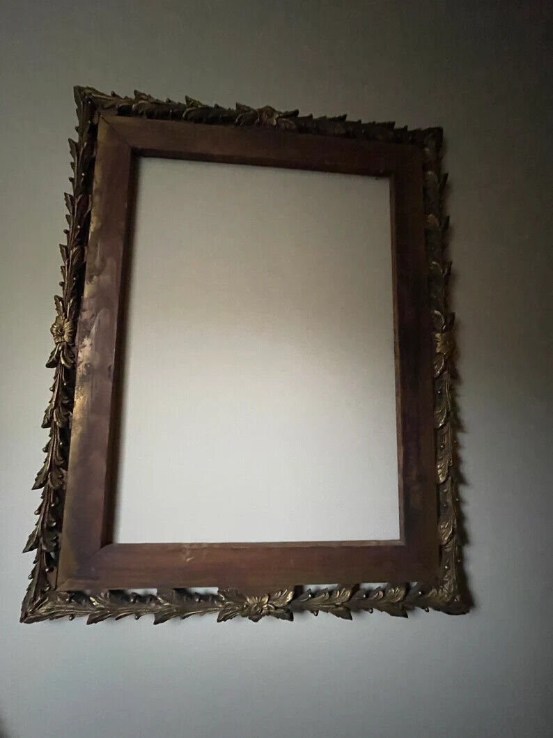 Antique Victorian Wood Gilt Picture Frame Acanthus Leaf French Wall Art Gallery Display Gilded Ornate Rococo Style Gold Hanging Home Decor