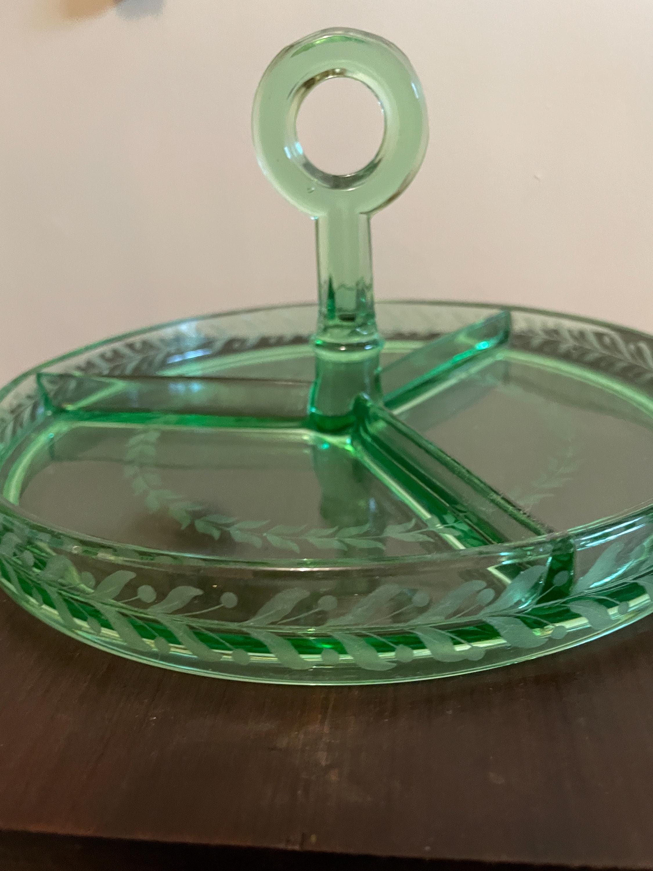 Vintage Green Glass Divided Serving Tray Elegant Round Centerpiece Handle Design Etched Laurel Pattern Entertaining Tableware Serving Dish