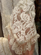 Antique Edwardian Lace Wedding Dress – High Neck Long Sleeve Bridal Gown (c.1910–1925)