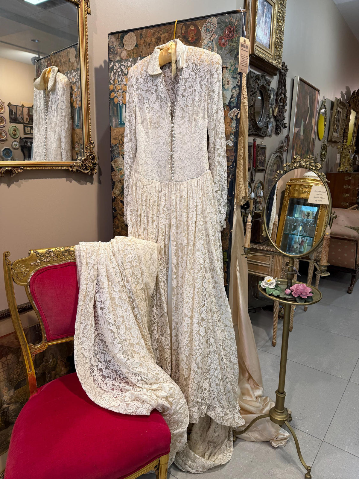 Antique Edwardian Lace Wedding Dress – High Neck Long Sleeve Bridal Gown (c.1910–1925)