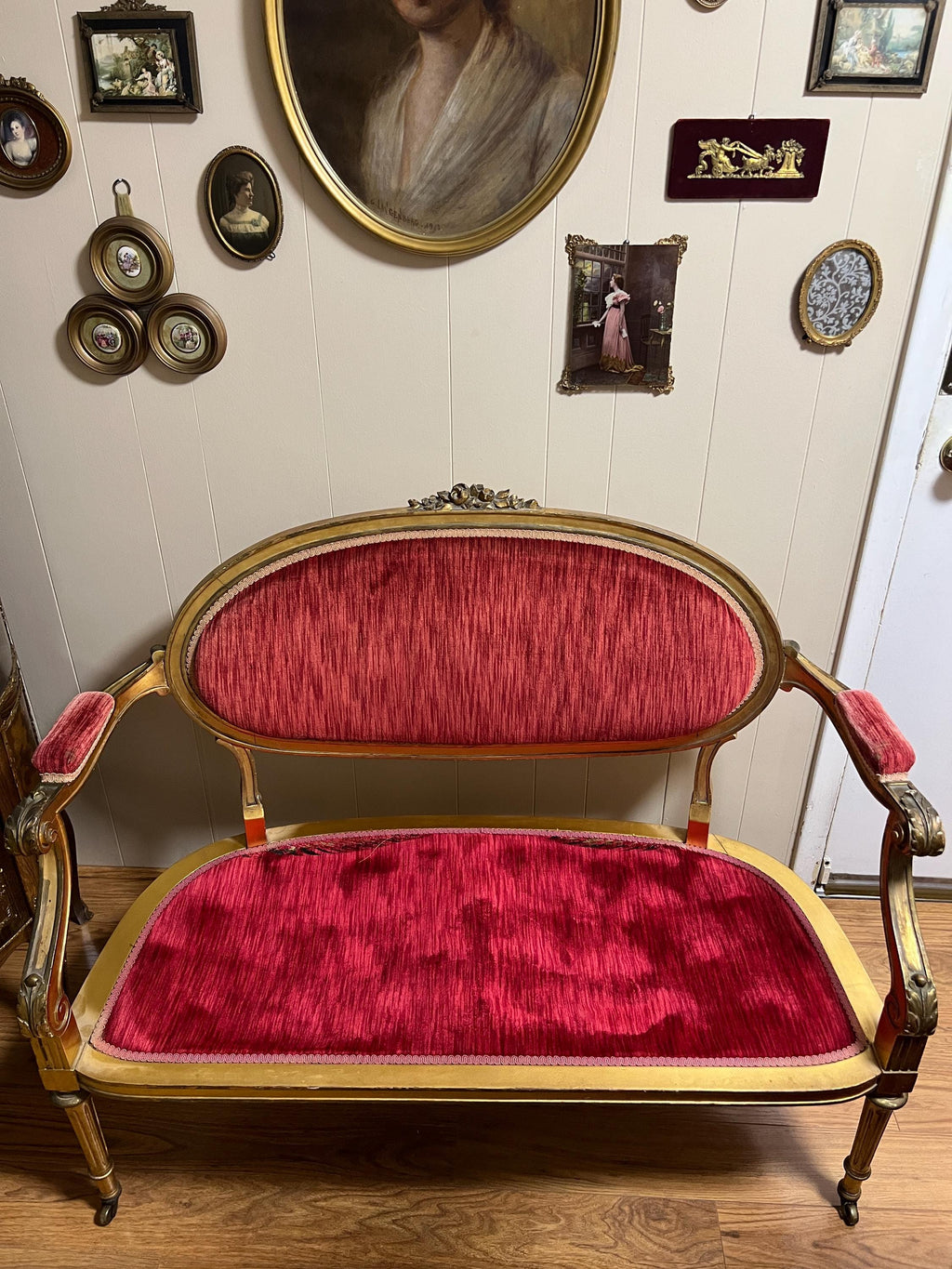 Antique French Louis XVI style Wooden Red Velvet Settee Sofa Antique French Gilded Hand-Carved Wood  Gold Gilt Elegant Furniture Loveseat
