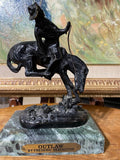 Outlaw Western Cowboy Bronze Statue by Frederic Remington on Green Marble Base Sculpture Figurine Art Collectible Desk Decoration Gift Idea