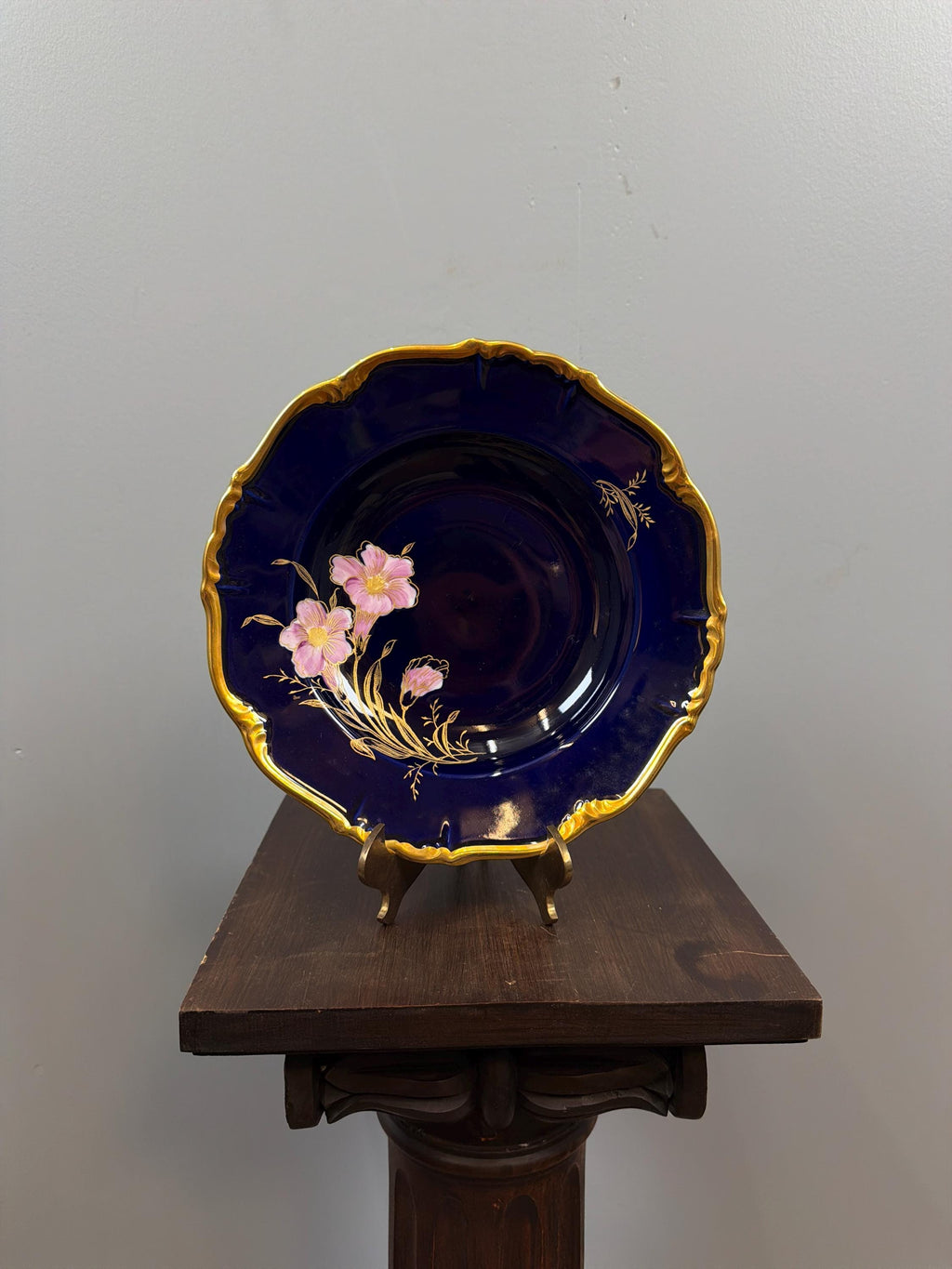 Vintage Cobalt Blue Porcelain Diner Set 22K Gold Hand Painted Bavaria Waldershof Floral Tea Set 12 Place Settings