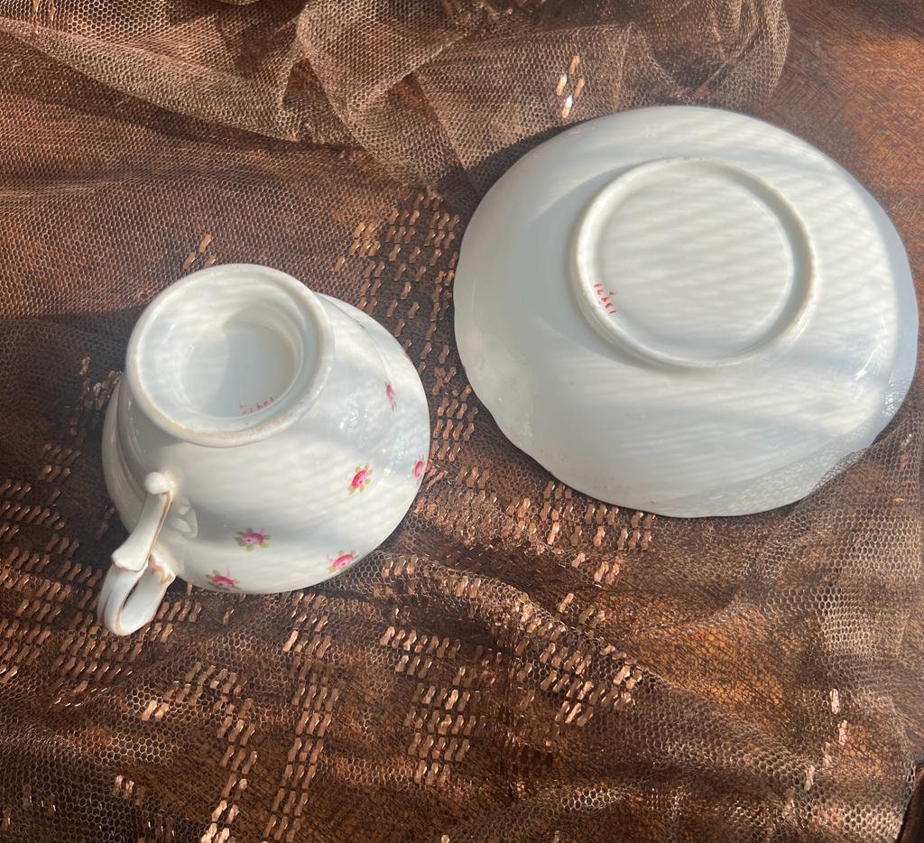 Vintage Prestige Porcelain Strawberry Butterfly Motif Cachepot Dish Box Trio Decorative White Gold Trim Floral Insect Garden Inspired