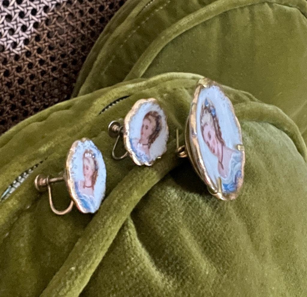 Vintage 1940s Limoges Hand Painted  Porcelain Cameo-like Trombone Clasp Screw Back Earrings and Brooch Set in Box Amazing Vintage Gift