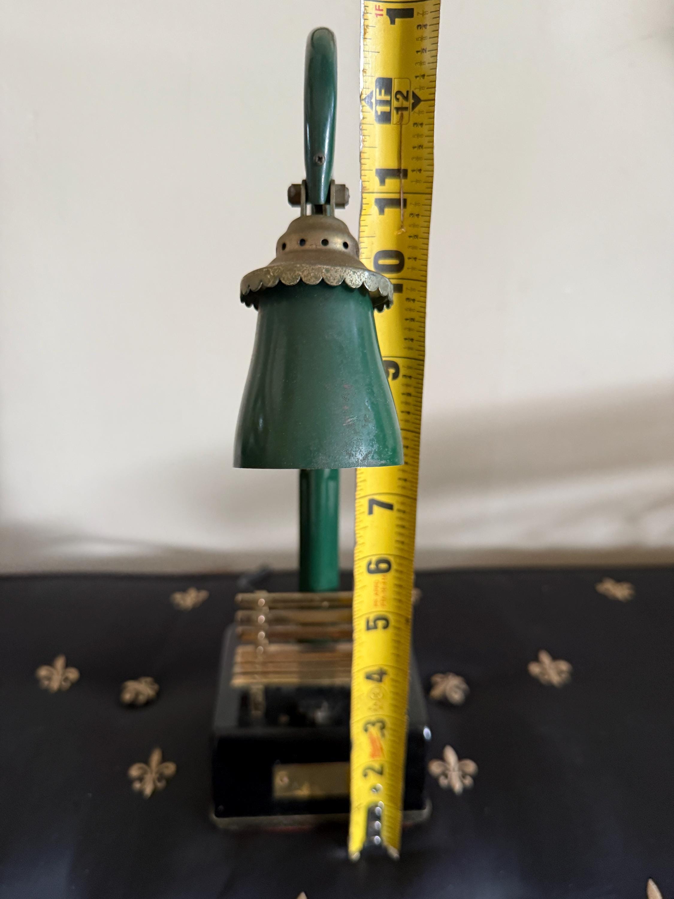 Vintage Park Lamp Post Desk Lamp with Miniature Bench and Sign | Retro Industrial Table Light | Collectible Novelty Lighting Green Gold