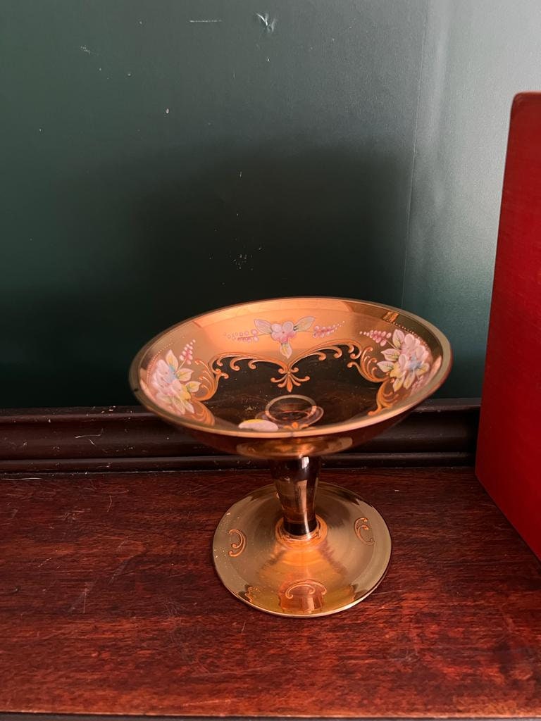 Bohemian Amber Glass Compote Dish Hand Painted Floral Enamel Pedestal Bowl Vintage Art Home Decoration Elegant Tableware Collector Display