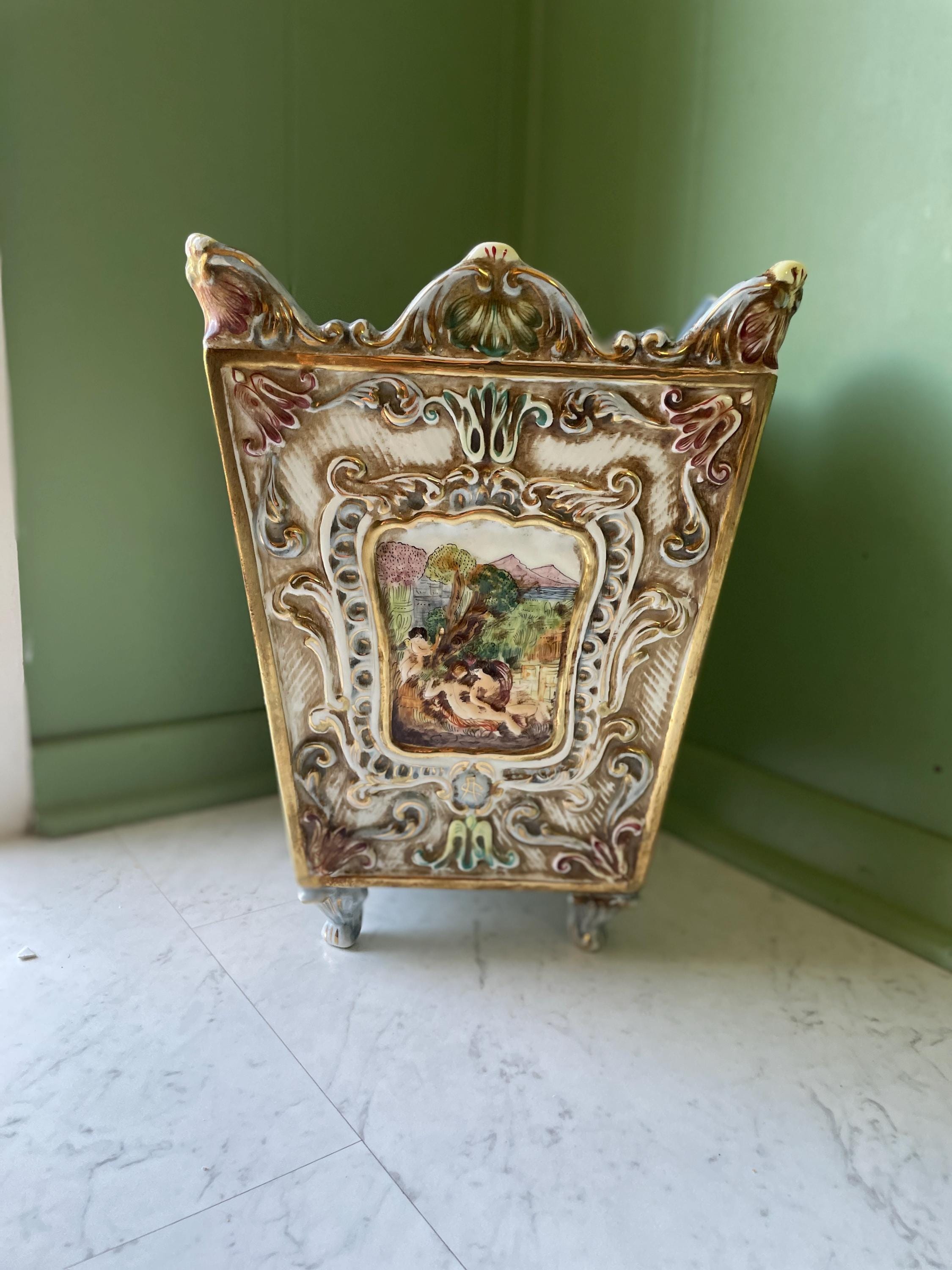Hand Painted Italian Ceramic Planter Rococo Style Decorative Footed Cachepot Cherub Scene Ornate Vase Home Decoration Art Pot Unique