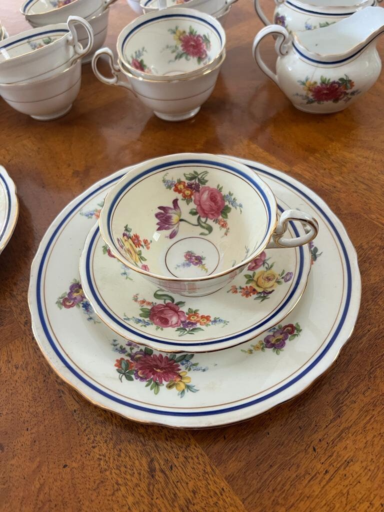 Vintage 40s Aynsley Claridge Floral 12 Person Cups Saucers Plates Made in England Fine Bone China Blue Gold Trim Cottagecore Decoration
