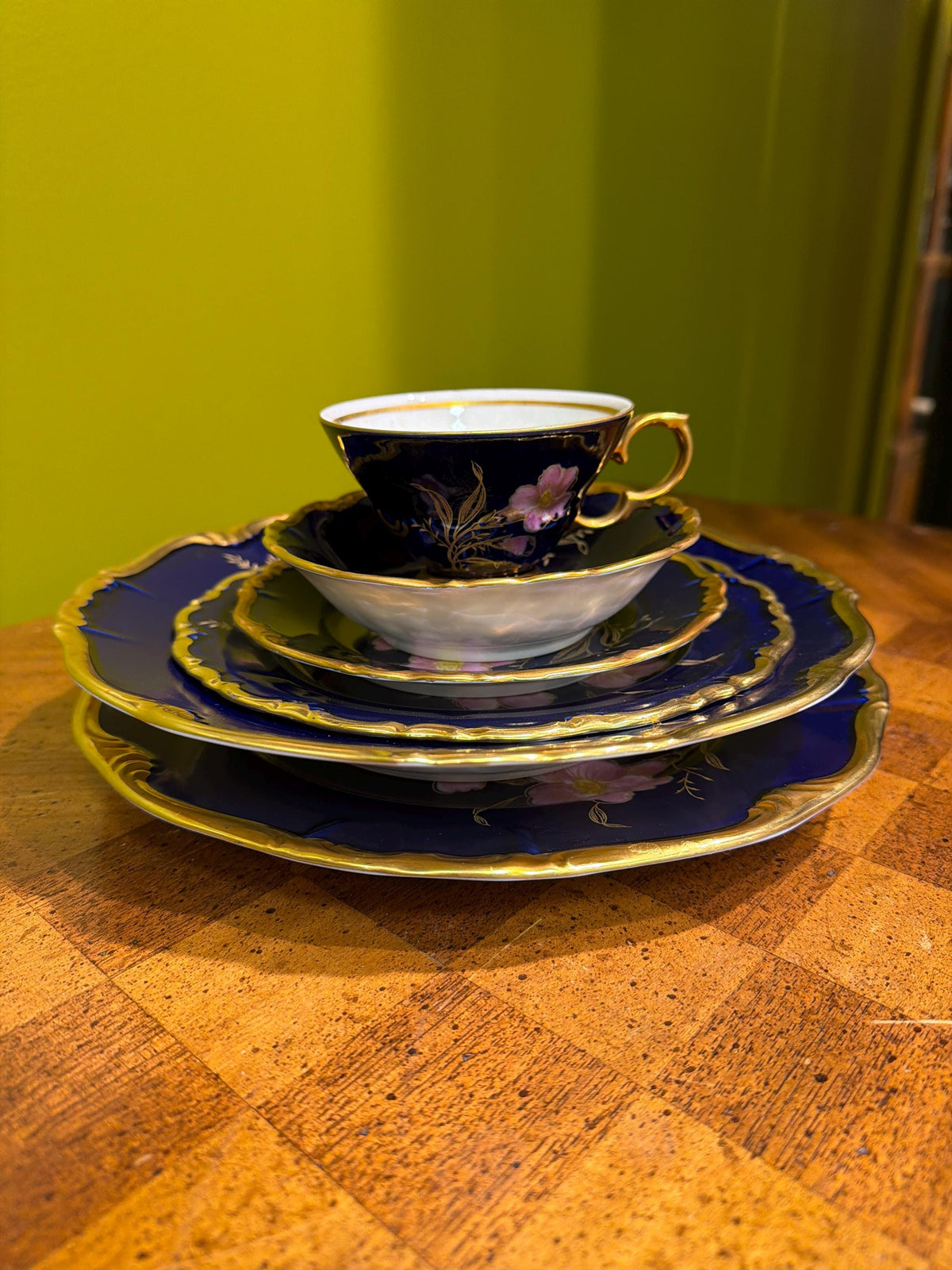 Vintage Cobalt Blue Porcelain Diner Set 22K Gold Hand Painted Bavaria Waldershof Floral Tea Set 12 Place Settings