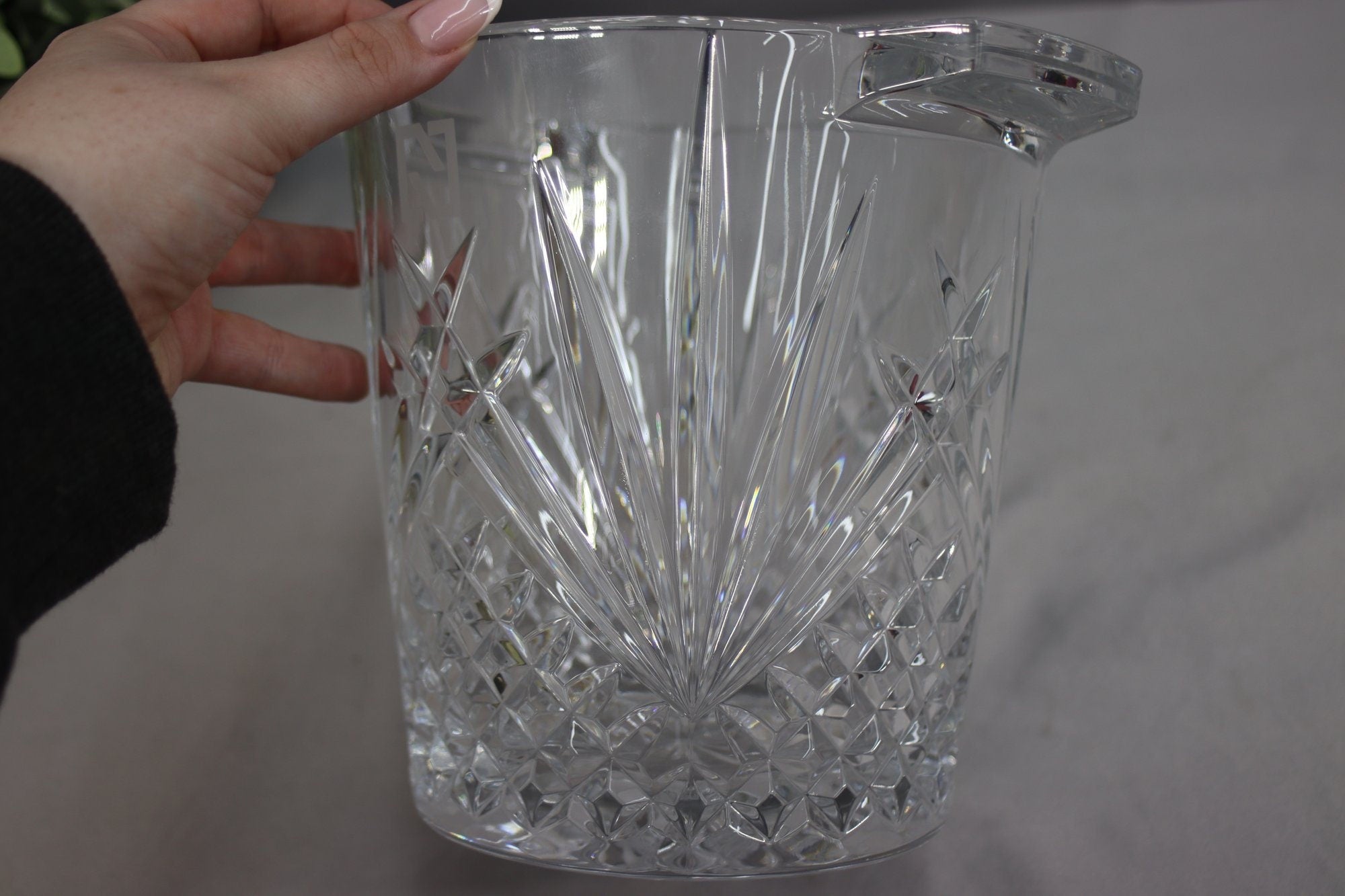 Vintage Cut Crystal Ice Bucket Elegant Starburst Design Heavy Clear Glass Handles Barware Centerpiece Gift Idea Display Timeless Charm