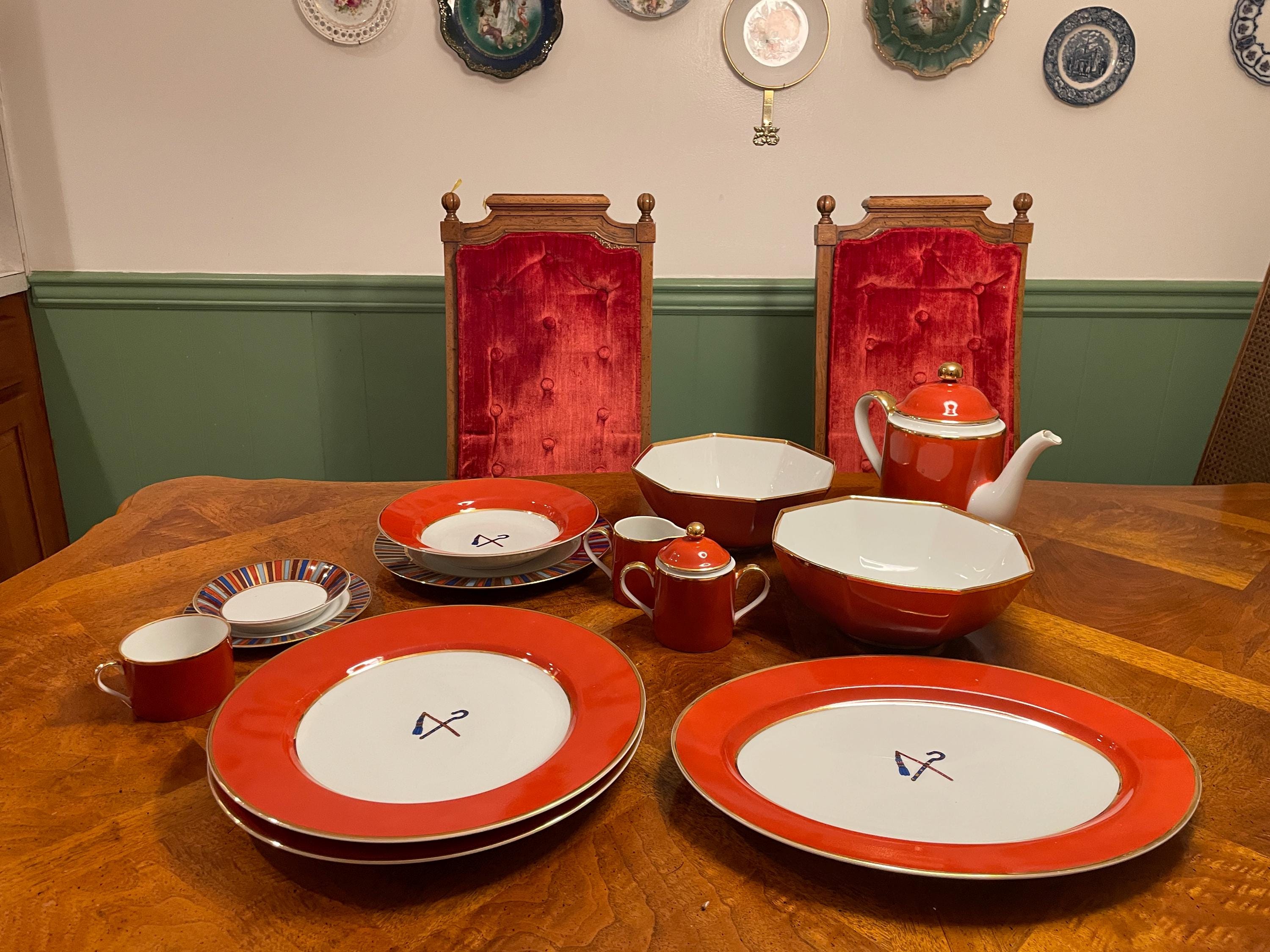 Vintage Ramses Fitz Floyd Porcelain Dinnerware Set Service For 8 Elegant Dinner Plates Platter Cups Saucers Teapot Creamer Gold Red Blue Set