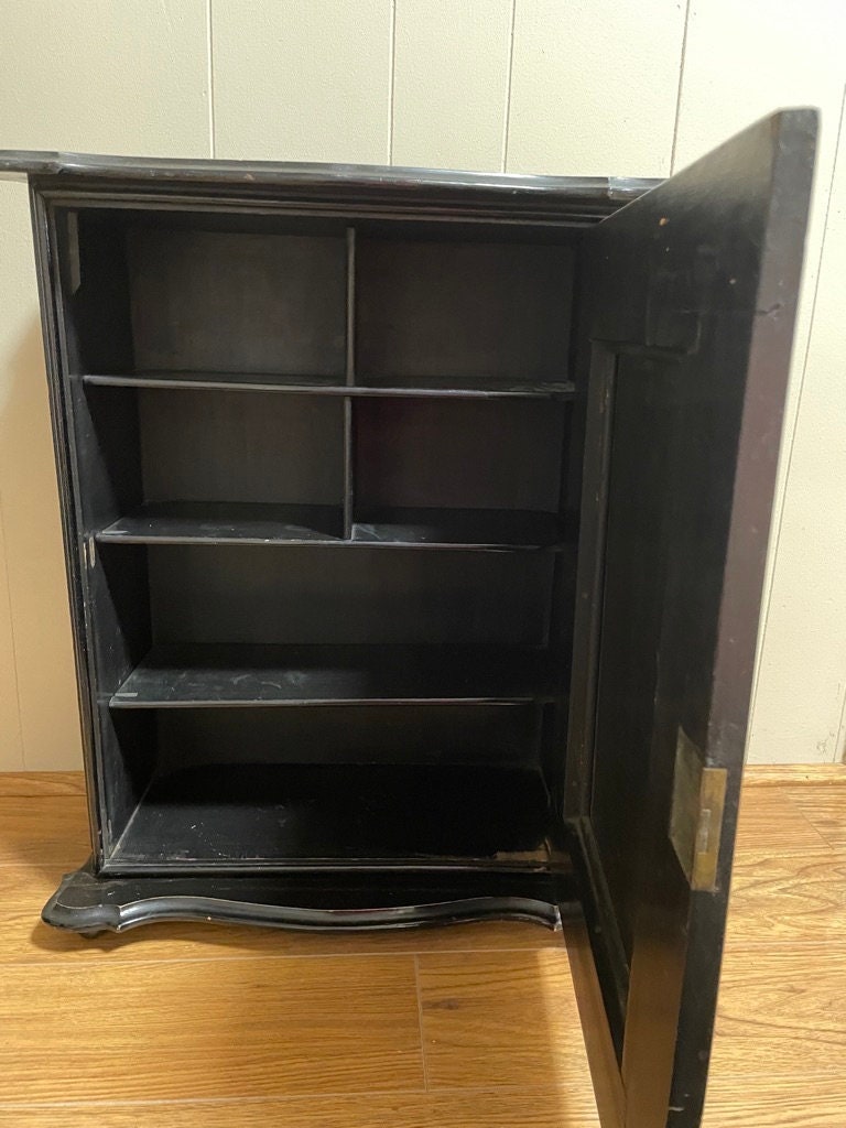Spanish Style Ebonized / Brass Mounted 19. Century Wall Cabinet.Wood Shelf Nick Knack Wall Display Cabinet Hanging Cabinet H 22"x W 18"