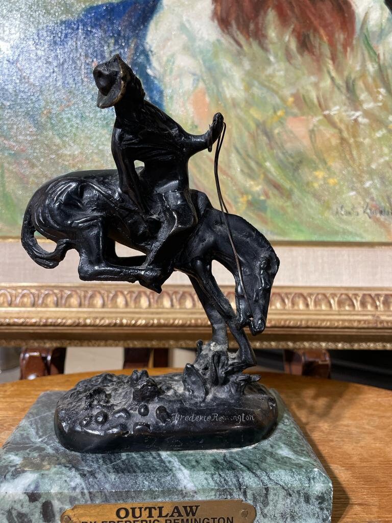 Outlaw Western Cowboy Bronze Statue by Frederic Remington on Green Marble Base Sculpture Figurine Art Collectible Desk Decoration Gift Idea