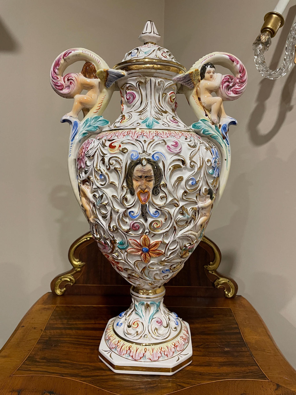 Hand Painted Italian Capodimonte Urn Rococo Cherub Nude Relief Mythological Decoration Baroque Porcelain Centerpiece Collectible Masterpiece